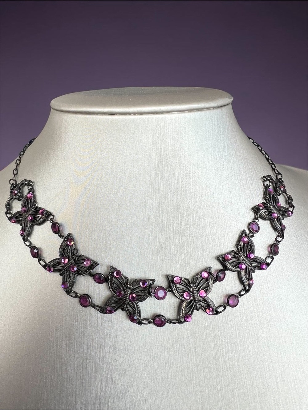 💖 Vintage Austrian Crystal USA Butterfly Choker 💖